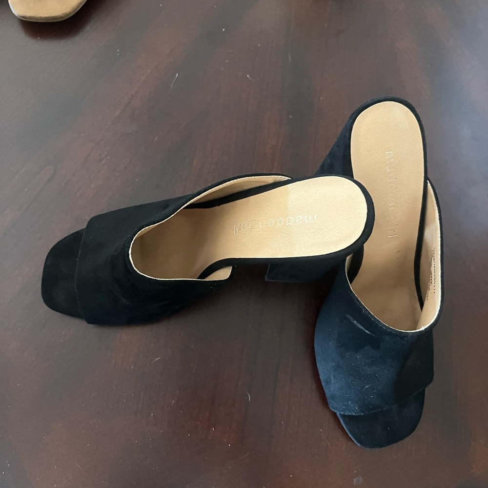 Madden girl faux suede heeled mule